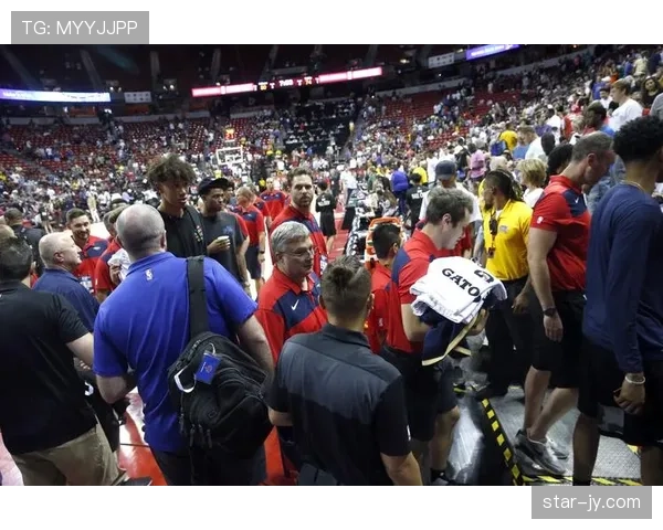 中立球规则：比赛中断后判定条件与执行方式