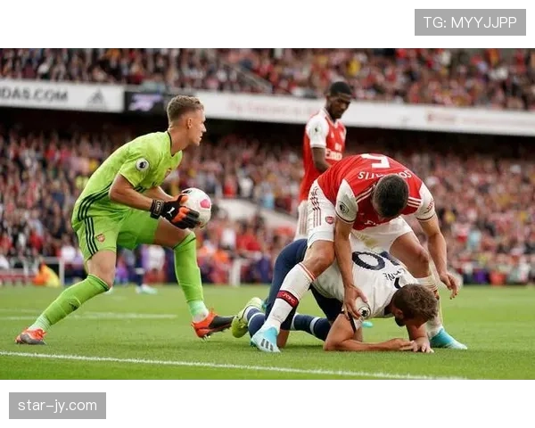 布鲁诺高位逼抢如何撕裂防线并扭转曼联强强对话颓势